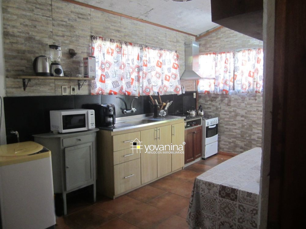Casa mas apartamento Balneario Argentino Canelones Ref Y318