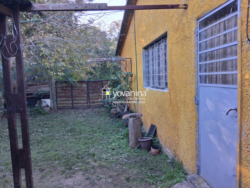 Casa mas apartamento Balneario Argentino Canelones Ref Y318