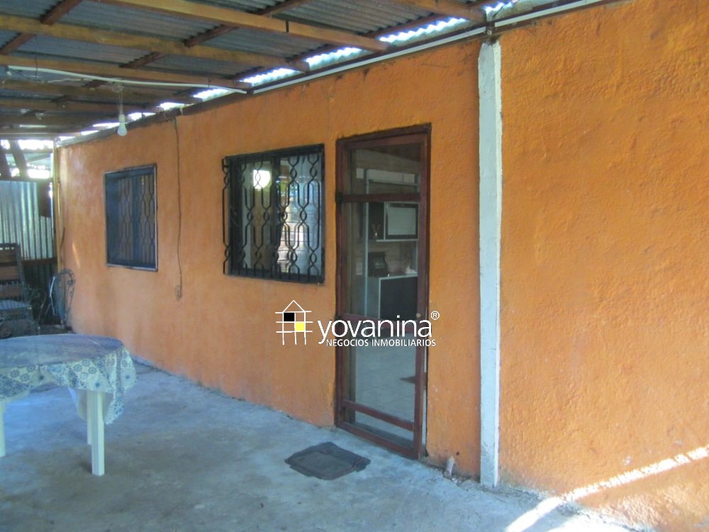 Casa mas apartamento Balneario Argentino Canelones Ref Y318