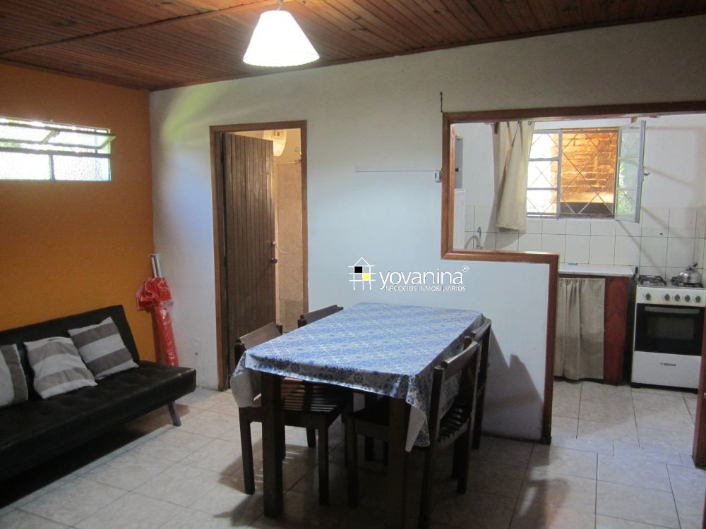 Casa mas apartamento Balneario Argentino Canelones Ref Y318