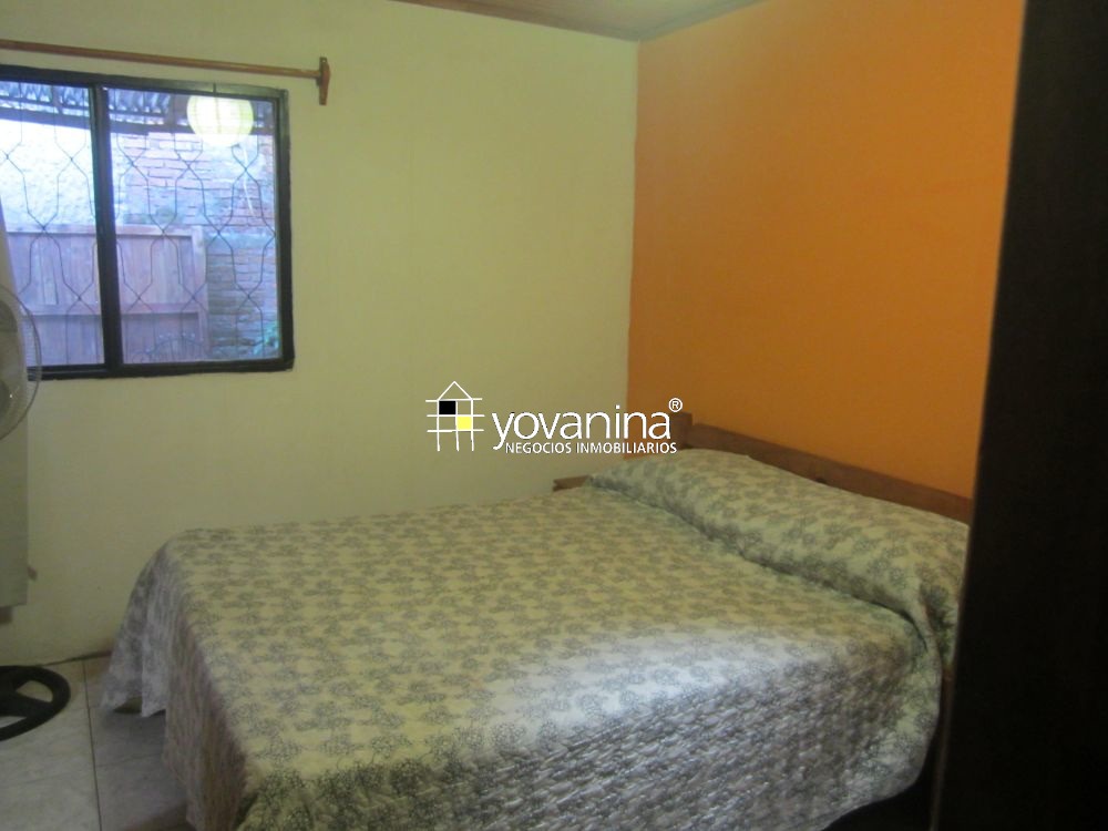 Casa mas apartamento Balneario Argentino Canelones Ref Y318