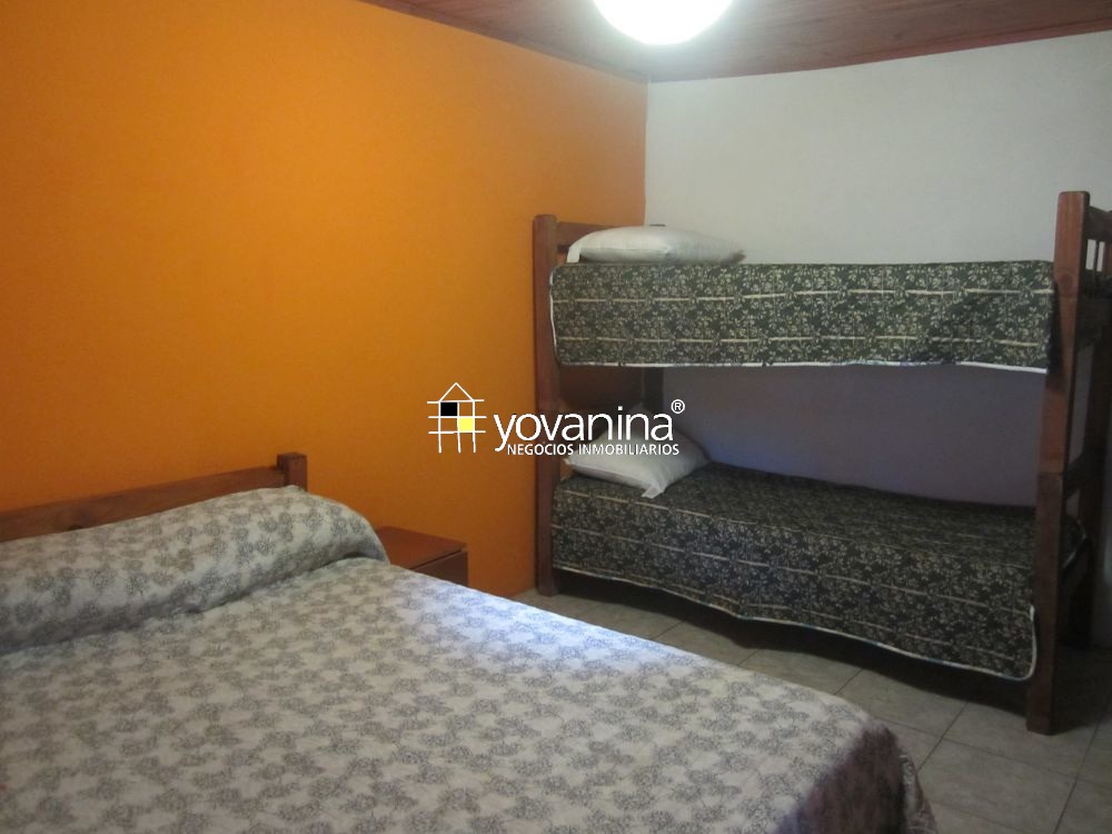 Casa mas apartamento Balneario Argentino Canelones Ref Y318